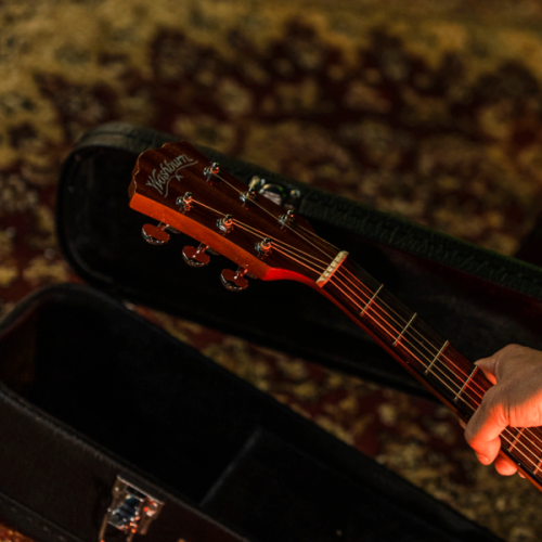 Washburn D5 Apprentice Series Dreadnought Acoustic Guitar