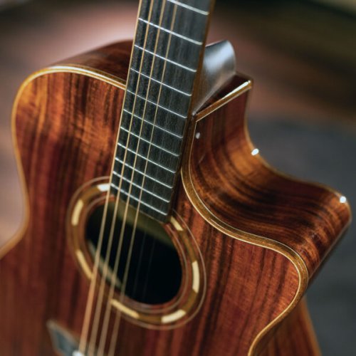 Washburn G55CE Comfort Deluxe 55 Series Grand Auditorium Cutaway Acoustic Electric Guitar. Koa