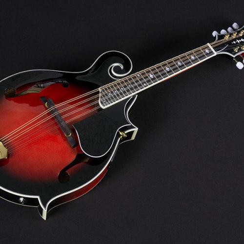 Washburn M3SWE Americana Series F-Style Mandolin with Electronics. Trans Wine Red