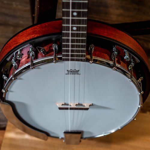 Washburn B8 Pack Americana Series (5 String) Banjo Pack. Natural