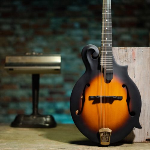 Washburn M108S American Series F Style Mandolin. Vintage Sunburst