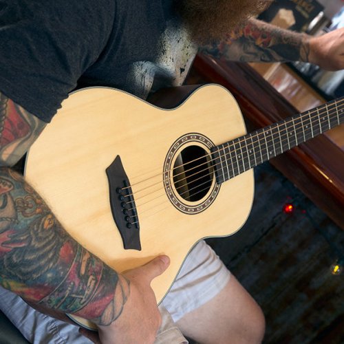 Washburn G-Mini 5 Apprentice Series 7/8 Size Acoustic Guitar. Natural