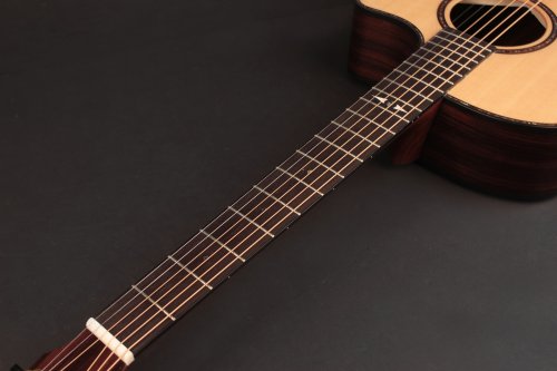 Cort GAPFBEVELNAT Grand Regal Acoustic Cutaway Guitar. Natural Glossy Arm Bevel