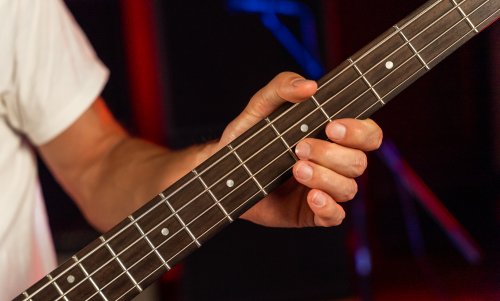 Washburn SB4R Wing Series Scavenger Electric Bass w/Gigbag. Trans Red