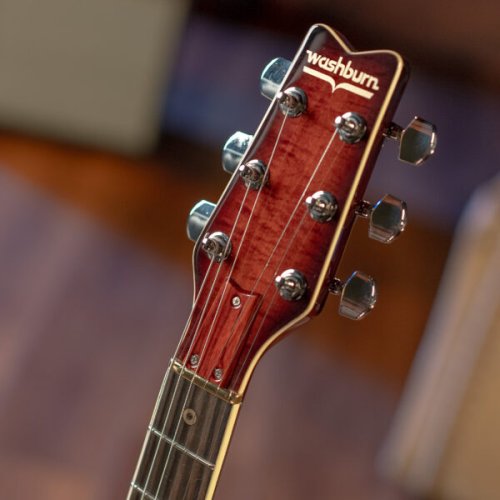 Washburn HAWK1-VSB Wing Series Hawk Double Cutaway Electric Guitar. Vintage Sunburst