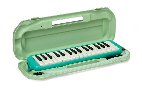 Suzuki MX-32C Alto Melodeon with Case